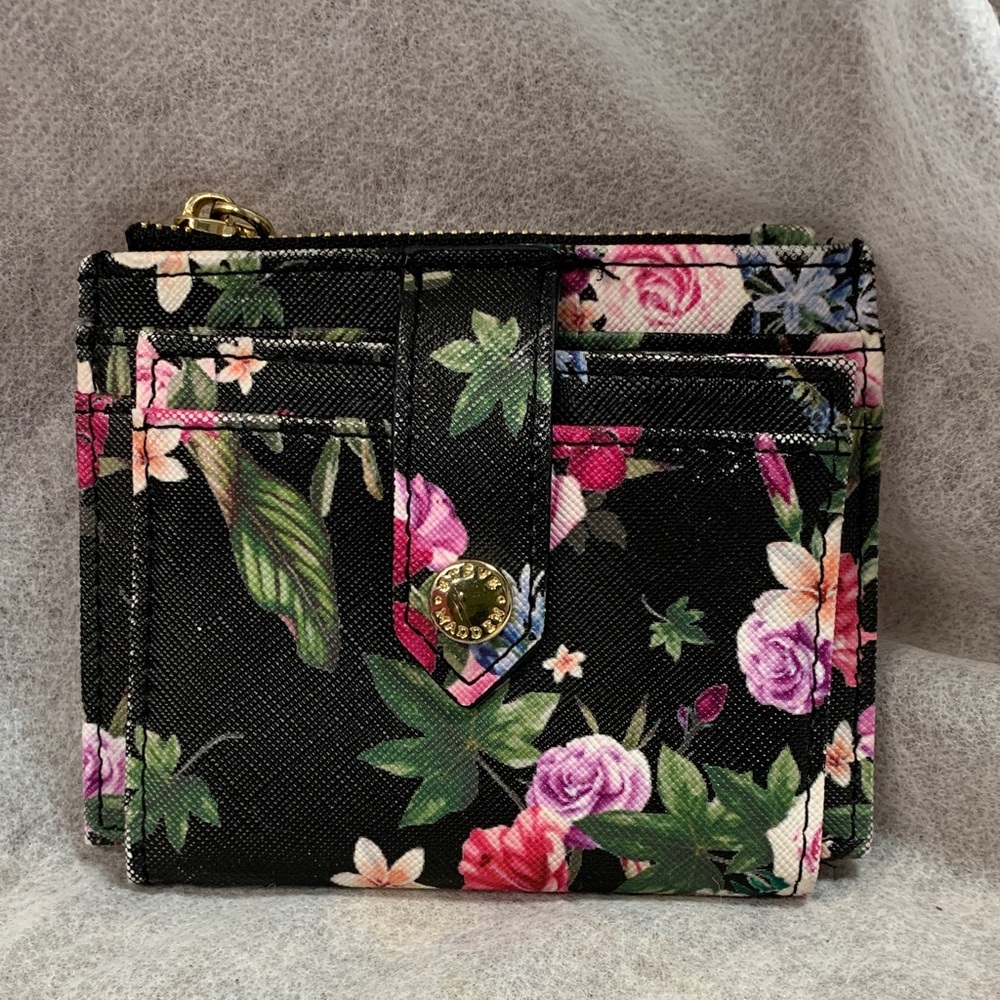 Steve Madden  Bhayden Black Floral Bi-Fold Small Card  Wallet